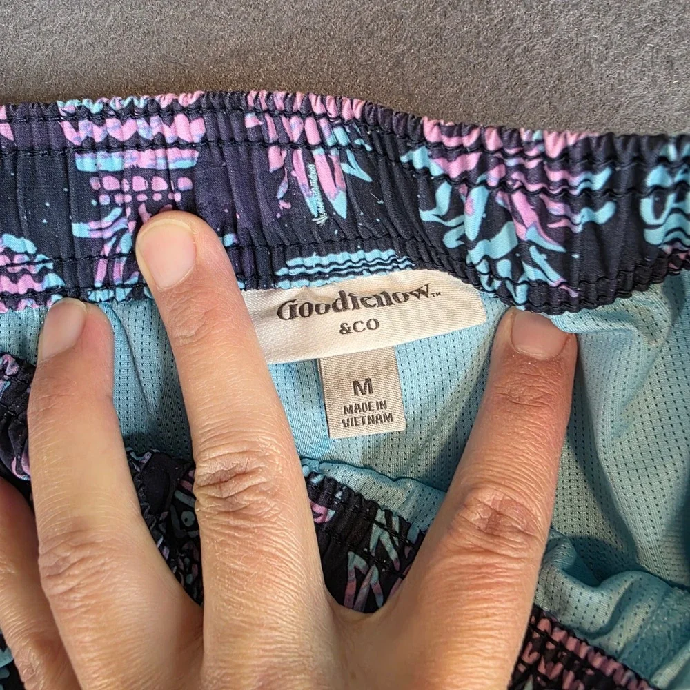 Goodfellow & Co Swim Trunks Mens Medium Purple Pineapple Print 7